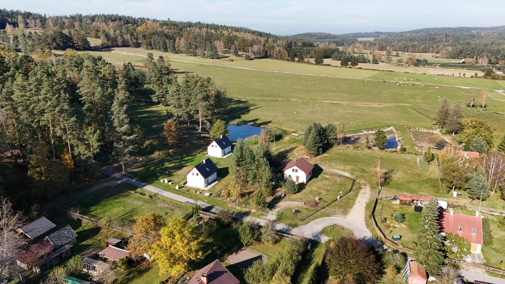 Klidna Lokalita Na Kraji Lesa, Cely Dum S Uschovnu Kol Villa Nova Bystrice Exterior photo